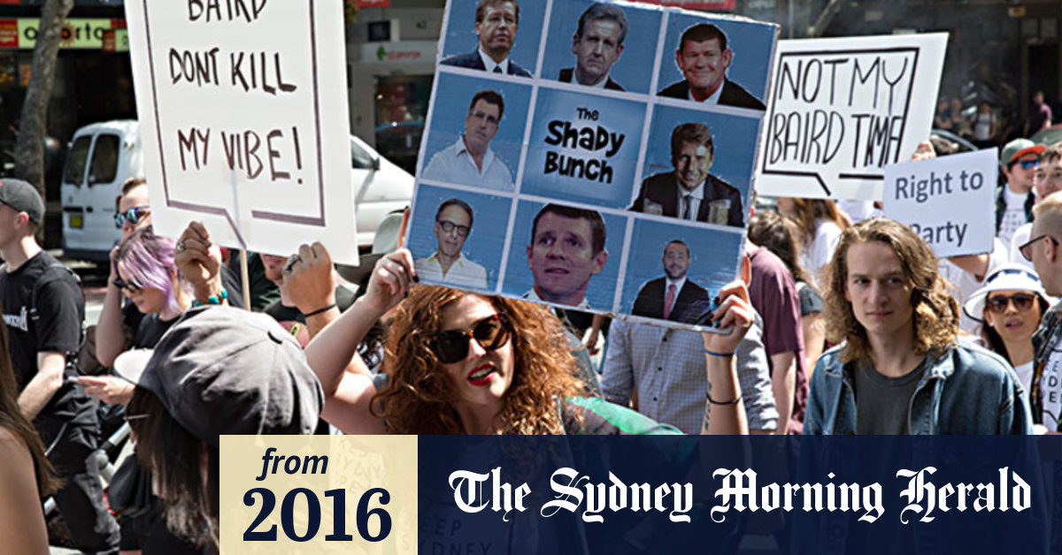 Video Thousands protest Sydney's lockout laws